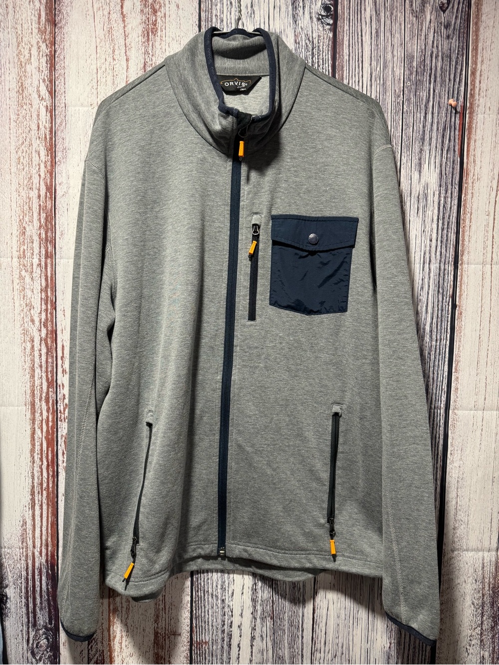 Orvis Men’s Light Gray Zip Jacket with Navy Chest Pocket